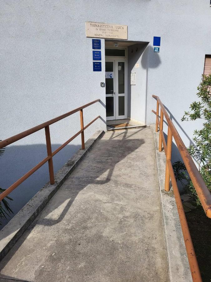 Apartment Nino Рийека Екстериор снимка